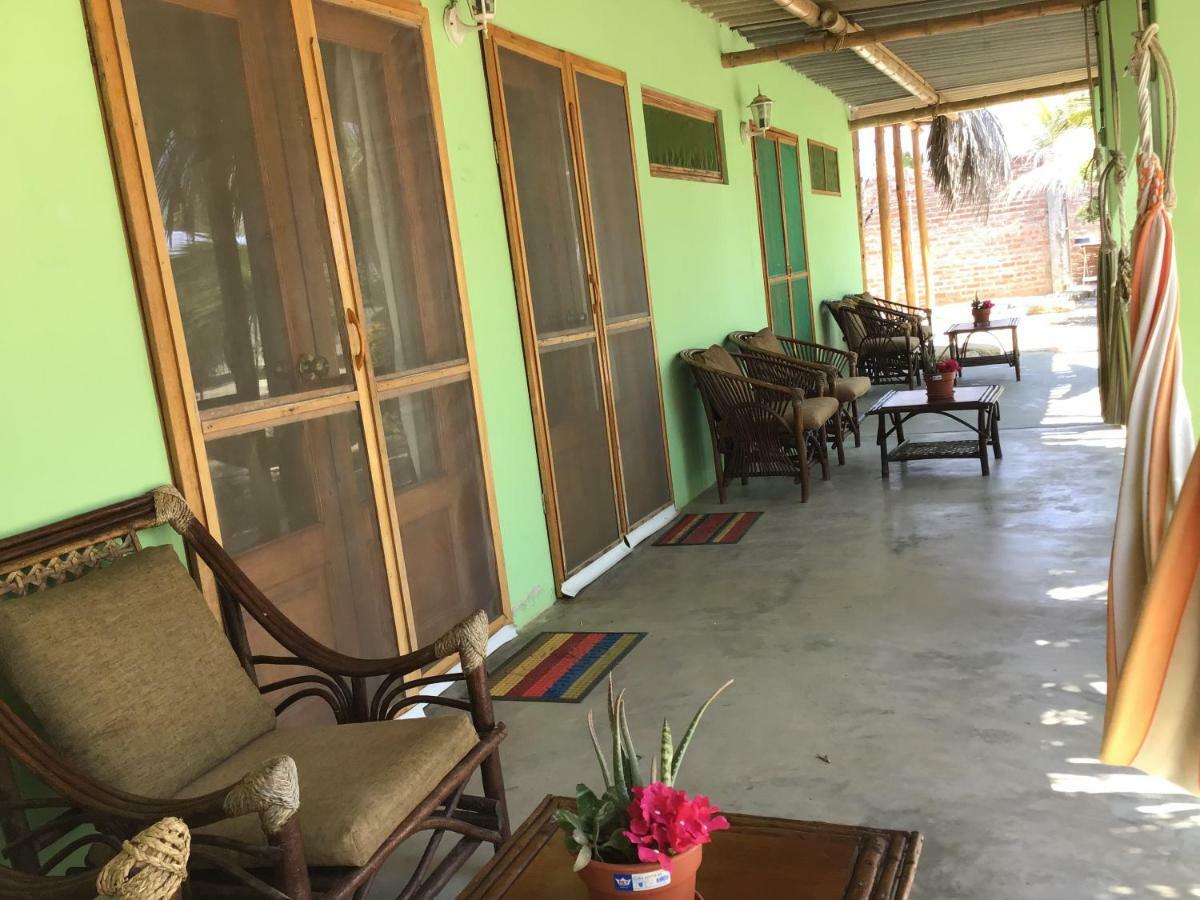 La Casa De Jessy Lägenhet Máncora Exteriör bild